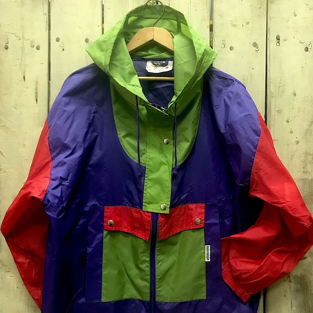 Colourful ‘Fold-Away’ Squall
